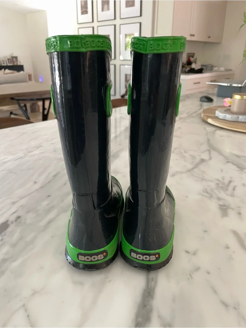 Bogs Kids Rain Boots Pull On Nacy Blue Lime Green Size 12 EU 29